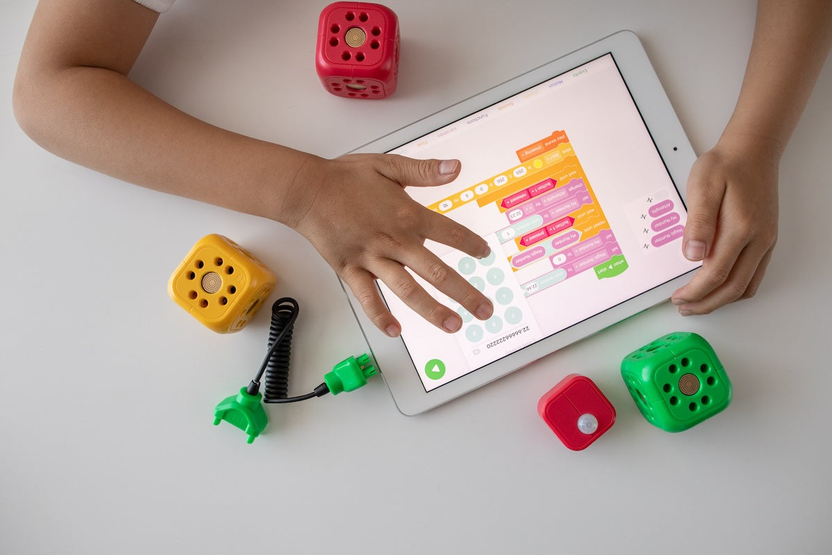 Robo Wunderkind Education Kit